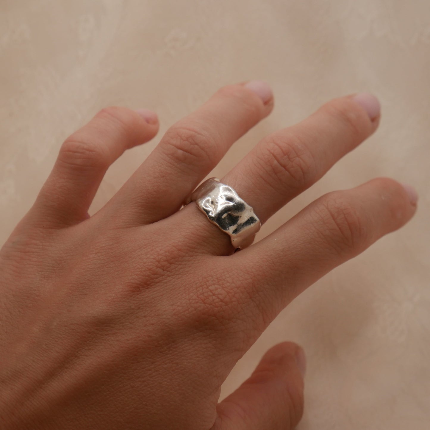 Midi Molten Ring